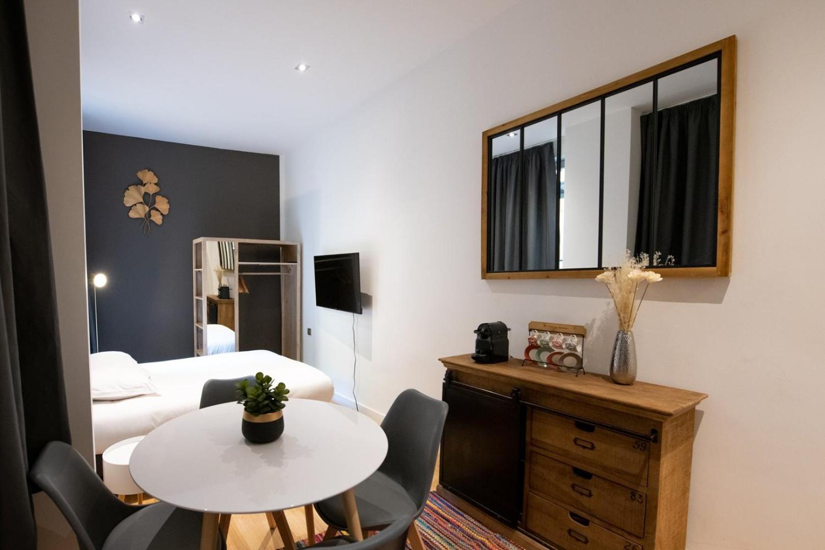 Le St Germain - Petillant Studio Decore Avec Gout En Centre-Ville Lyon Luaran gambar