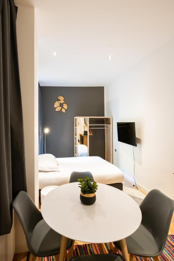 Le St Germain - Petillant Studio Decore Avec Gout En Centre-Ville Lyon Luaran gambar